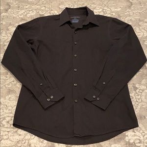 Men’s Van Heusen Button Down Dress Shirt